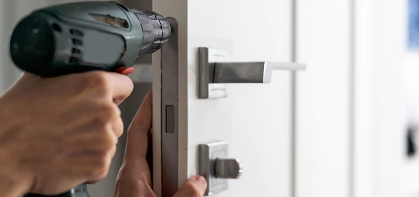 Locksmith For Lock Replacement Near Me in Victorville, CA